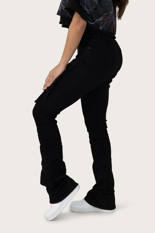 Smoke Rise High Rise Stacked W/ Pinching Jeans - Deep Black - view 3