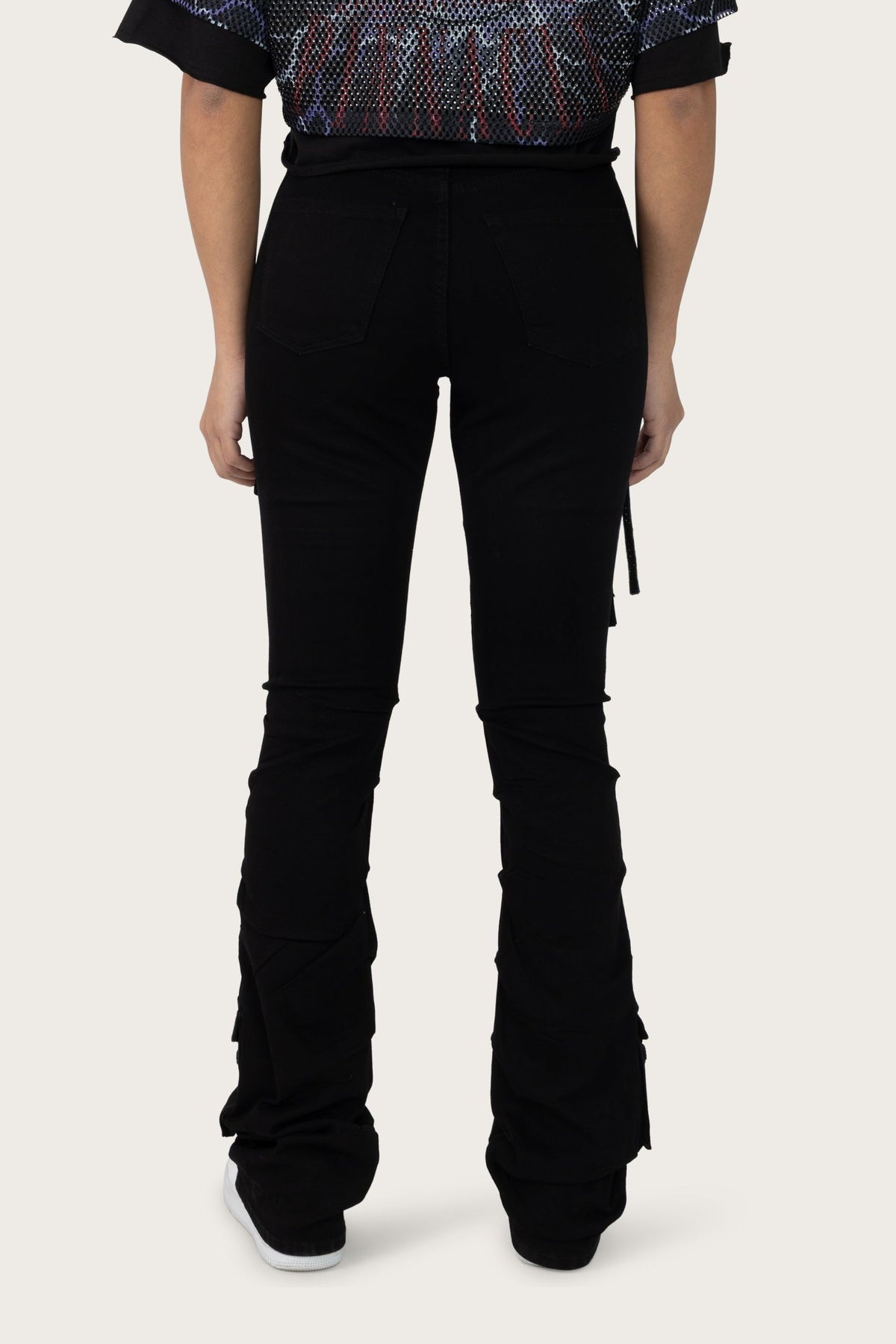 Smoke Rise High Rise Stacked W/ Pinching Jeans - Deep Black - view 4