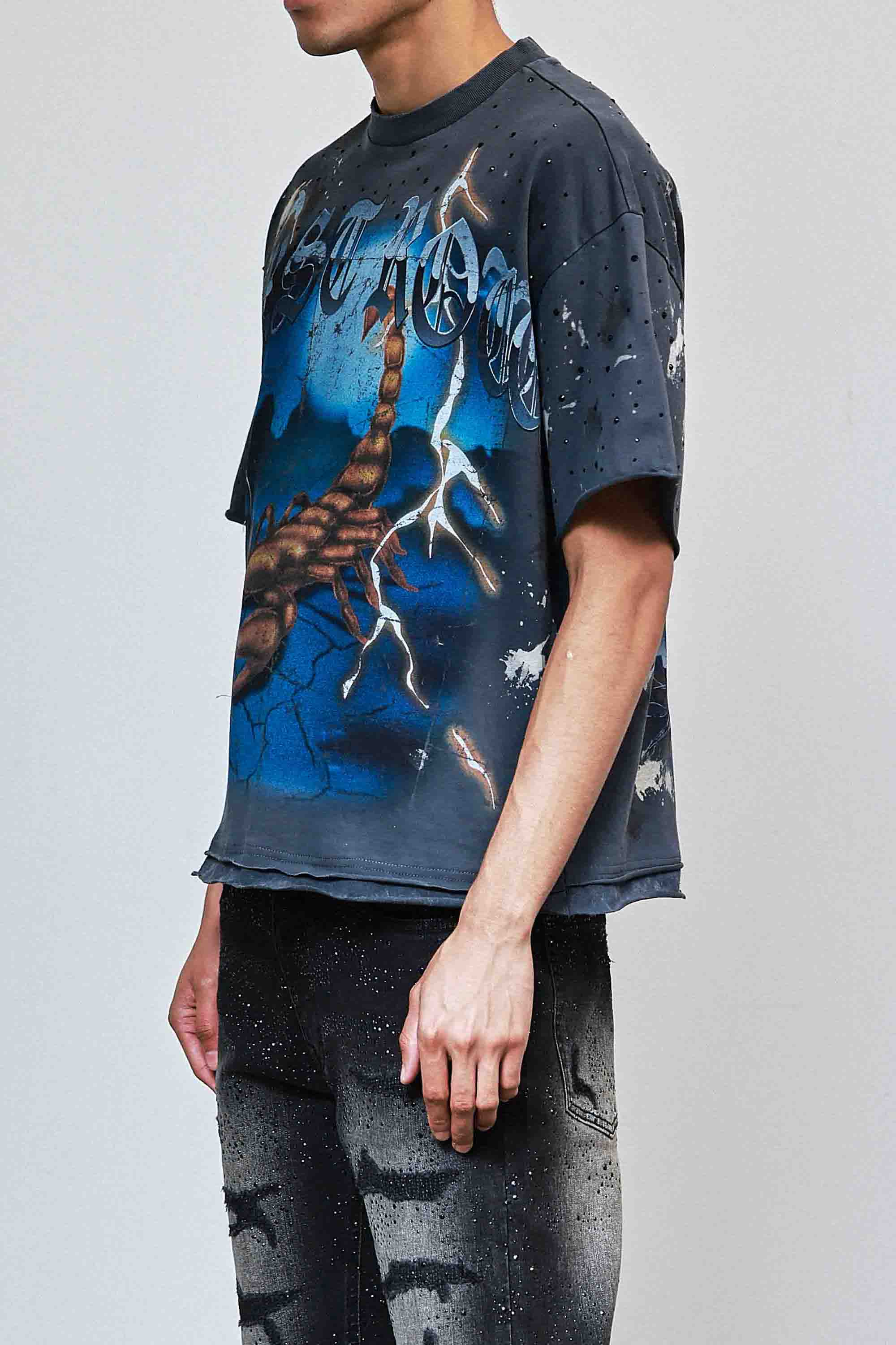 Be Fierce Thunder Scorpion Cropped Tee